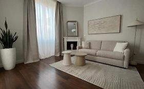 Com A Cas #2 - Feel At Home In The City Center